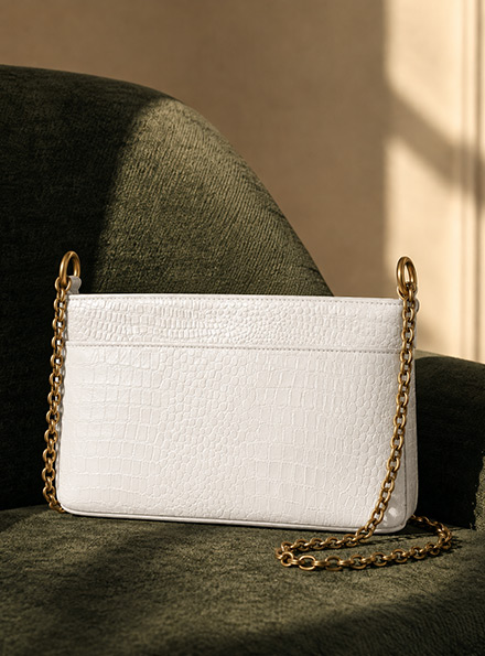Women’s Genuine Leather Shoulder Bag with Metal Chain