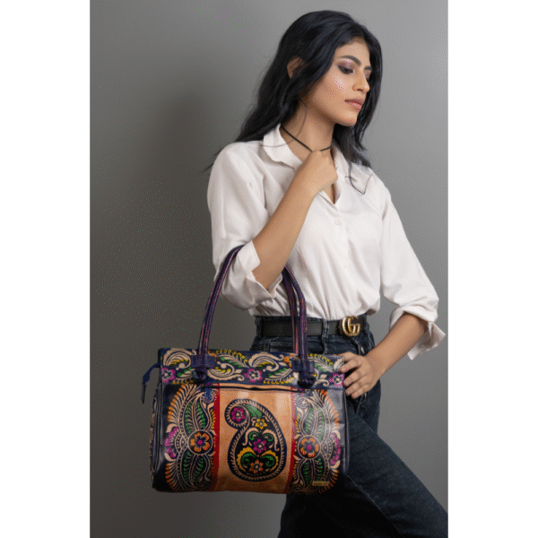 Women’s Shantiniketan Batik Leather Shoulder Bag