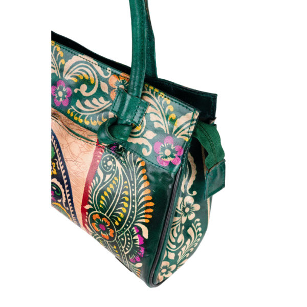 Women’s Shantiniketan Batik Leather Shoulder Bag